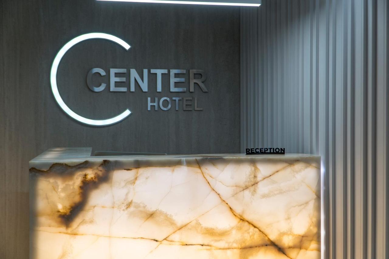 Center Hotel Sarandë Exterior foto